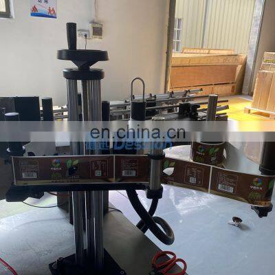 High Efficient Machine for Labeling Jars and Bottles Dession Brand Label Sticker Machine Round Bottles photo-3