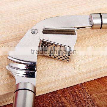 Garlic Crusher Made of Stainless Steel Mince Professional Garlic Press, Silicone Crusher With Garlic Peeler photo-2