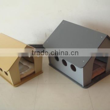 Fashionable Wooden Dog House with mat