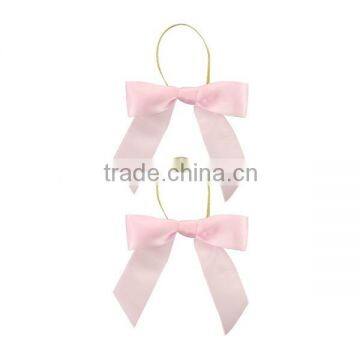 ribbon bow with elastic loop for bottle