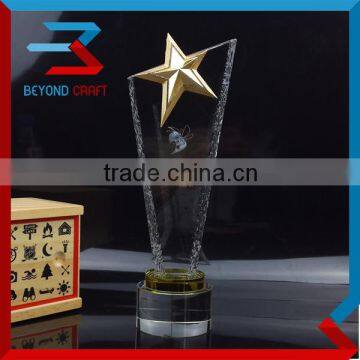 Shinning Pattern Edge Crystal Trophy with Raising Metal Star for Cheerleaders                        
                                                Quality Choice