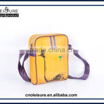 Vertical Type Single Shoulder Bag Outdoor Leisure Travel Bag Cross Body Man Printing and Embroidery Bag photo-5