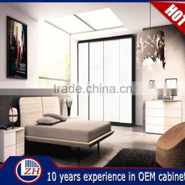 New arrival bedroom wooden wardrobe sliding door system designs