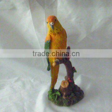 Resin animal figurine (parrot)