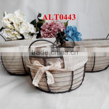 round wire basket fot sundries storage with handles