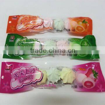 Center filling strawberry jam Flower shaped marshmallow with shape