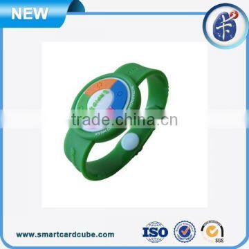 Smart 5-10m UHF RFID wristband for Library Security Gate