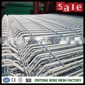 High Quality Airport Welded Wire Mesh Fence, Warehouse Fence, Highway Fence photo-2