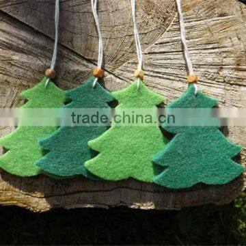 Hot sell felt Pine Tree Gift Tags Pine Tree Parcel Tags made in China