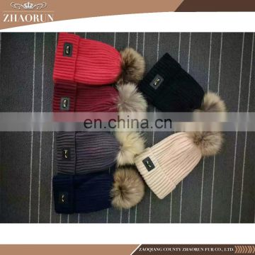 Wholesale winter hat / raccoon fur pompom ball knitted hat for girls