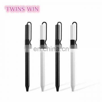 yiwu stationery market 2018 new promotional office use Beautiful cute plastic black gel pen with ink