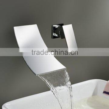 China Market Single Handle Waterfall Bathroom Basin Mixer