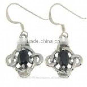 Black Onyx Stone Celtic Knot Silver Earrings, e305