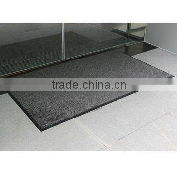 Antistatic carpet