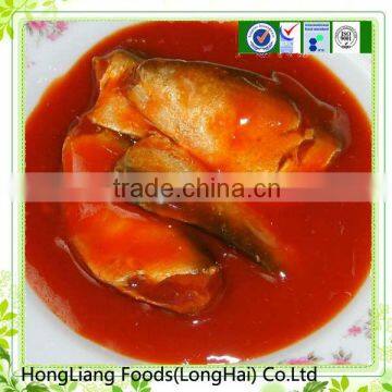 Canned sardine in tomato sauce