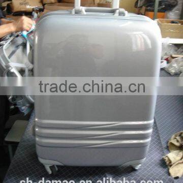 China Supplier New Product 2015 America Europe Market High Quality Hard Shell Luggage Set