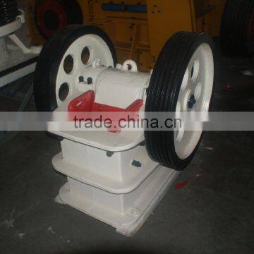 PE/PEX small rock crushing equipment with factory price