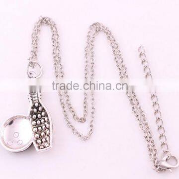Antique Silver Plated Fashion Bowling Pin and Ball Crystal Pendant Necklace photo-3