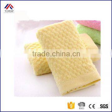 Pineapple Check Solid Color Towel