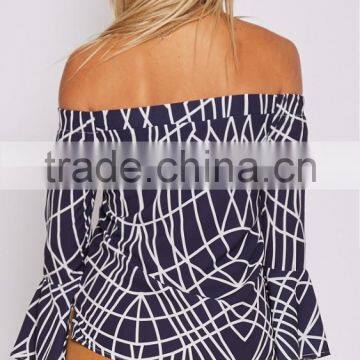 Bell Sleeve Crossed Line Design Woman off Shoulder Tops Printed Fancy Tops photo-5