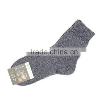 40 Pcs/lot Hot Sale Solid Cotton and Polyester Mixed China Made Solid Comfortable Men Thick Socks photo-5