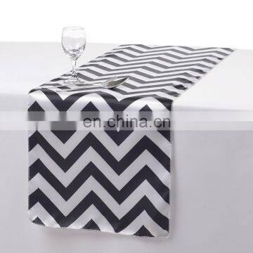 Many Color China Factory Wholesale Medium Price Satin Table Runner For Event Decoration