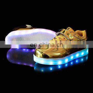 Factory Wholesale New Design Shining Mirror Finish PU Leather Children Kids LED Shoes Sneakers Footwear photo-4
