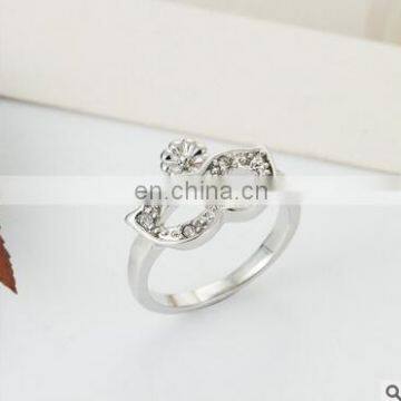 Korean Version of the High-quality Fashion Mask Gilded Gold Crystal Ring Tail Ring Girl Gift Ring photo-2