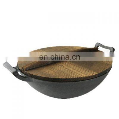 2020 hot sale Chinese double handle wok with wooden lid cast iron wok