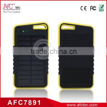 Carabiner Hanging Design Outdoor Flashlight Dual USB 4000mAh RV Sun Powered Outdoor Solar Battery Charger photo-4