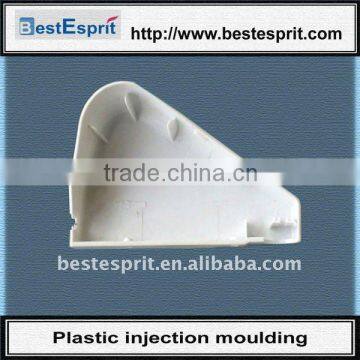 Plastic injection mould