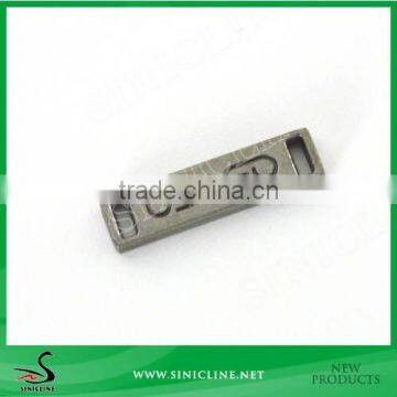 Sinicline Custom Debossed Logo Metal Tag Cloth Tag