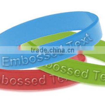 Debossed Wristband Customize Silicone Bracelet