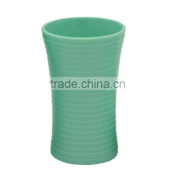 Plastic bath tumbler cups