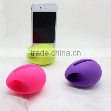 Eco-friendly speaker made of silicone for mobile phone,portable silicone egg shape stand speaker for phone,silicone speaker