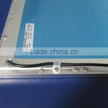 3 Years' Warranty 595*595*13.5MM Size 40W 90LM/W Silver Frame IP65 Water Proof LED Panel 600x600 photo-6