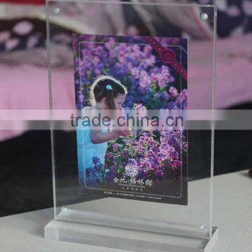 Wholesale high transparent upright acrylic material sign holder