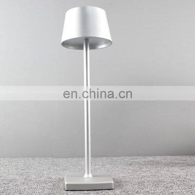 Adjustable light IP54 waterproof led dinner table lamp rechargeable outdoor restaurant desk lamp for hotel