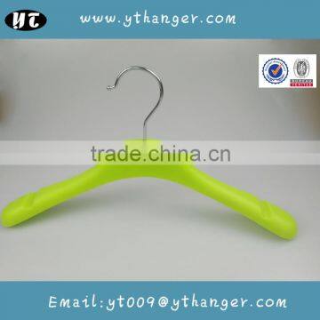 HA6975 plastic hangers manufacturers custom luxury logo plastic hanger                        
                                                                                Supplier's Choice