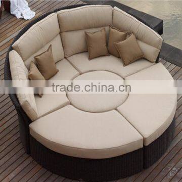 Outdoor Rattan Wicker Garden Furniture Set round sofa bed                        
                                                Quality Choice