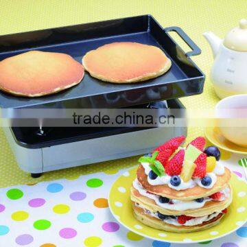 The iron plate of 3.2mm thick burning mini pancake