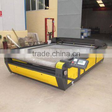 Cheap 1.6*2m automatic feeding CNC CO2 laser textile cutting machine