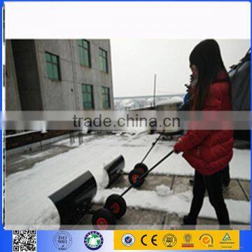 hot selling hand push snow removal /wheel snow shovel