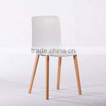 leisure dinning chiar/ restaurant chair / hotel Chair / plastic chair wood leg