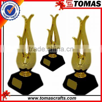 Best selling cheap metal trophy with wood base