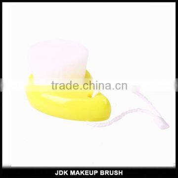 Hot Sale Pore Cleaner Yellow Plastic Handle Face Cleansing Brush