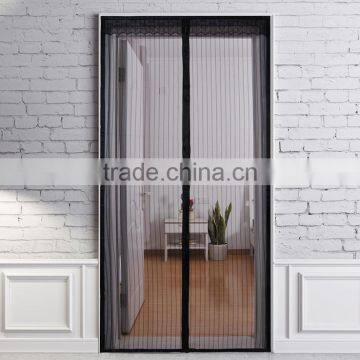 2016 Dustproof Anti-mosquito Soft Magnetic Rolling Screen Door With Good Light and Closed photo-3