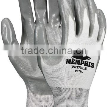 100% Polyester glove with nitrile dipped garden glove