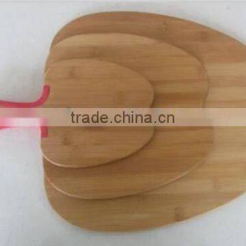 Three sizes heart shape bamboo cutting board with silicone handle #32007