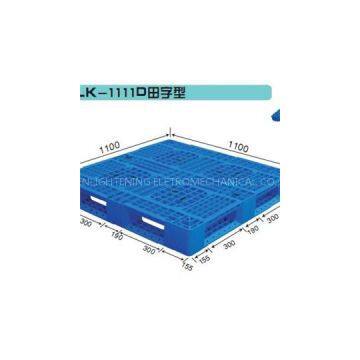 1100x1100x150mm 6 Runner Rackable Plastic Pallet